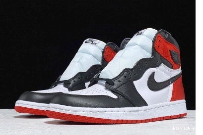 - HIGH JORDAN RETRO 1 TOE SATIN BLACK 0815